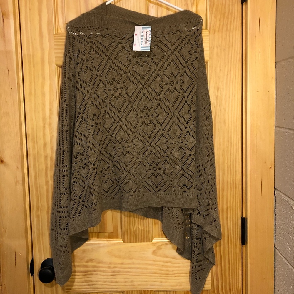 NWT: Boutique Poncho
